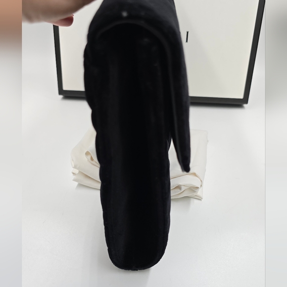 Gucci Marmont Large Velvet Clutch - Picture 8 of 14